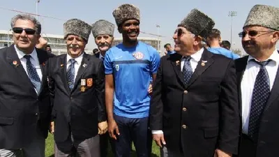 Karşınızda kalpaklı Samuel Eto'o !