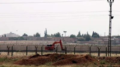 Kepçeler mevzi kazdı F-16'lar sınırı denetledi