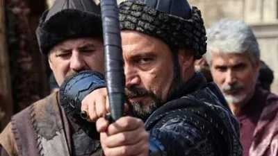 Diriliş Ertuğrul'da Kürşat Alnıaçık diziye veda etti