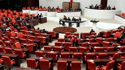 TBMM'de olay ! CHP'li ve HDP'liler terk etti !