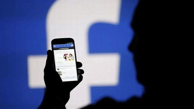 Facebook ile ilgili şok iddia: Webcam'inizden izleniyorsunuz !