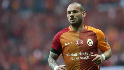 Sneijder'ın menajerinden flaş sözler !