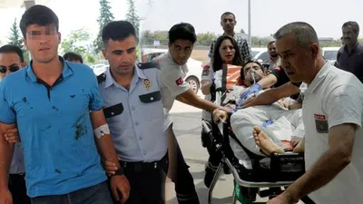 Öğrenci müdür yardımcısını bıçakladı !