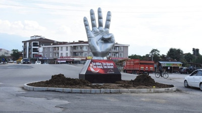 Düzce’ye Rabia heykeli dikildi
