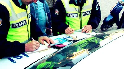 Bayram yolculuğuna çıkanlar dikkat; trafikte 1 dakika önce giden yandı !