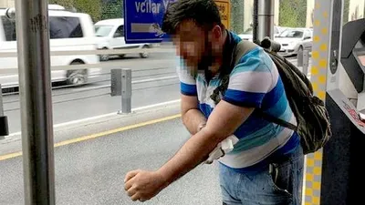 Metrobüste tinerci dehşeti