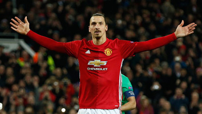 Ibrahimovic Manchester United’dan ayrıldı