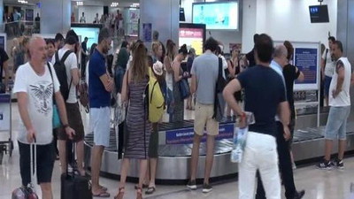 Atatürk Havalimanı'nda bagaj kavgası !