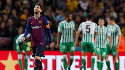 Barcelona 3 - 4 Real Betis (Maç özeti)