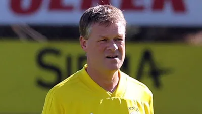 Fenerbahçe'de Erwin Koeman kararı