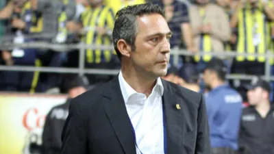 Ali Koç'tan Phillip Cocu açıklaması