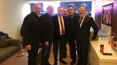 Galatasaray taraftarından Mustafa Cengiz'e Ali Koç tepkisi!