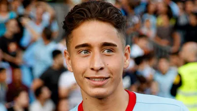 Emre Mor Celta Vigo'da yokları oynuyor