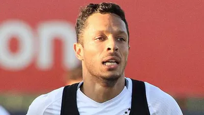 Beşiktaş'ta Adriano Santos yolcusu