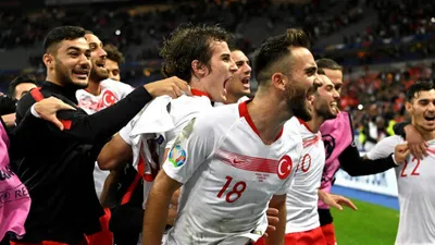 Ozan Kabak için asker selamı açıklaması!