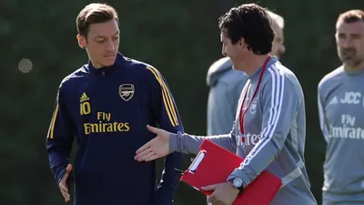 Unai Emery'den Mesut Özil'e yeşil ışık