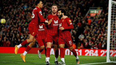 Liverpool, Tottenham'ı iki golle geçti