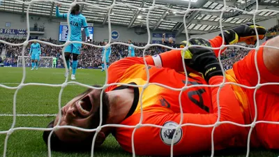 Tottenham'da Hugo Lloris sahalardan en az 3 ay uzak kalacak