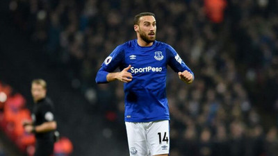 Cenk Tosun'un takımı Everton'da David Moyes sesleri