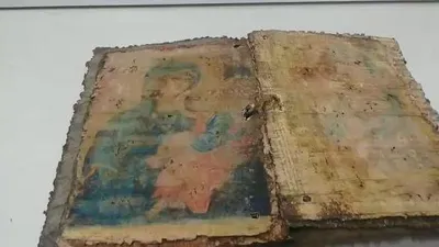 Bin yıllık İncil ele geçirildi