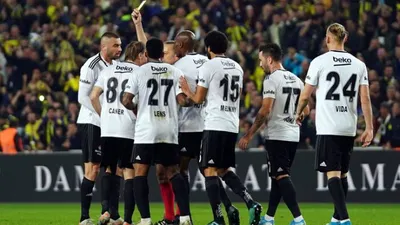 Kadıköy'de Caner Erkin'e küfürlü tezahürat