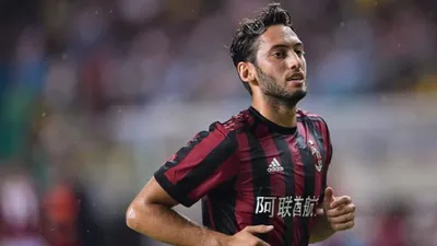 Hakan Çalhanoğlu Premier Lig yolunda!