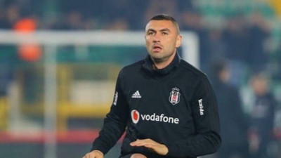Beşiktaş taraftarı, Burak Yılmaz'ı tribünlere çağırdı
