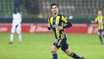 Ferdi Kadıoğlu: Takımın aldığı sonuçlardan dolayı oynayamıyorum