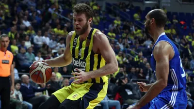 Fenerbahçe Beko 93 - 70 İstanbul Büyükşehir Belediyespor