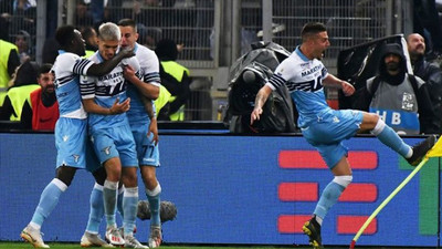 Atalanta'yı geçen Lazio kupayı müzesine götürdü