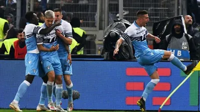 Atalanta'yı geçen Lazio kupayı müzesine götürdü