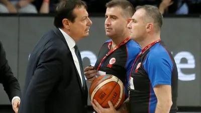 Ergin Ataman Banvit maçında ihraç edildi