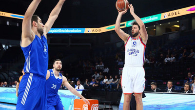 Anadolu Efes 111 - 74 İstanbul Büyükşehir Belediyespor 