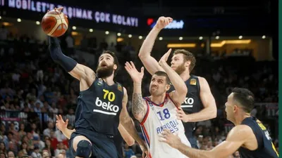 Anadolu Efes, Luigi Datome'nin ambulansla hastaneye götürülmemesine ilişkin açıklama yaptı
