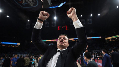 Ergin Ataman 18. kupasını kazandı