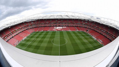 Arsenal, 7 futbolcusuyla yollarını ayırdı