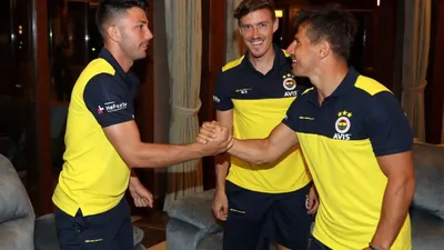 Emre Belözoğlu kampa katıldı! 'Yuvama döndüğüm için mutluyum'
