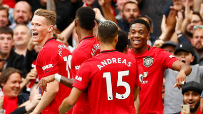 Manchester United 4 - 0 Chelsea