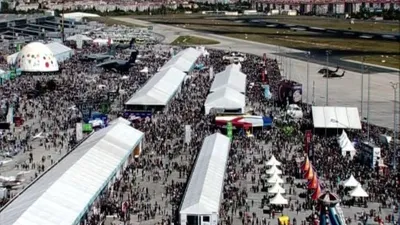 İstanbul’da TEKNOFEST yoğunluğu havadan görüntülendi