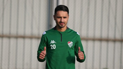 Bursaspor'da Musa Araz ile yollar ayrıldı