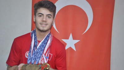 Yaşı 17, kazandığı madalya 27