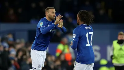 Crystal Palace Cenk Tosun'un peşinde!