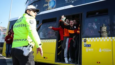 Galatasaray taraftarı Kadıköy'de!