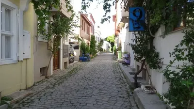 Bozcaada sokakları bomboş!