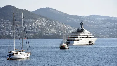 Milyon dolarlık yatlar Bodrum'a akın etti