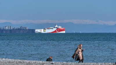Oruç Reis, Antalya açıklarına demirledi