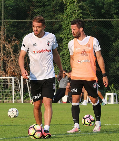 Sow üzerinden Caner ve Gökhan'a gönderme ! - Resim: 4
