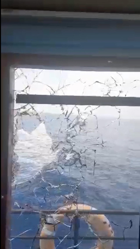 Adana açıklarında Türk balıkçılara silahlı saldırı: Yaralılar var - Resim: 1