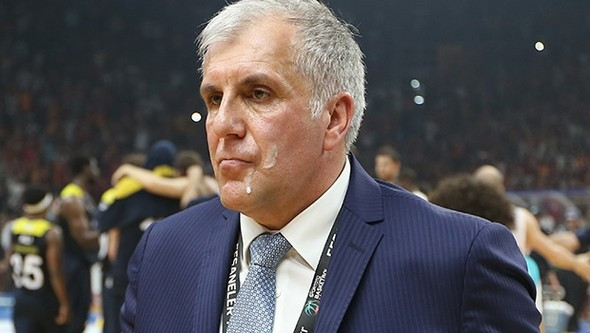 Marca: 'Yüzüne tükürülen Obradovic sahayı terk etti' - Resim: 2