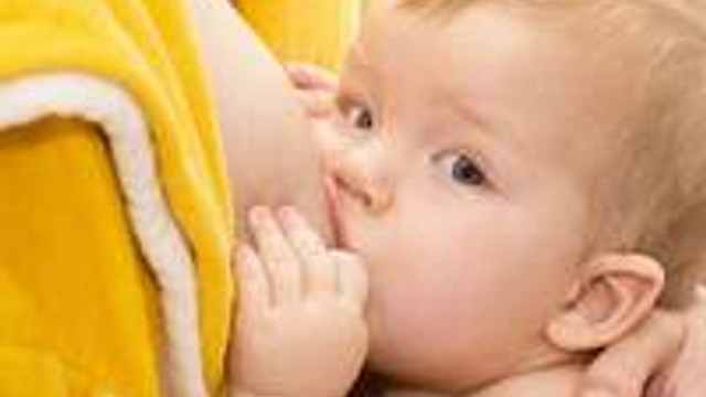 bebeginiz emmek istemiyorsa kadin